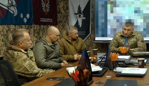 ВСУ усиливают активную оборону: Сырский встретился с руководством "Азова" и 7-го корпуса ДШВ. ФОТОРЕПОРТАЖ