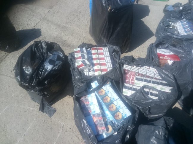 В Одессе налоговой милицией и пограничниками ликвидировано подпольное производство сигарет, изъято товаров на 5,8 млн грн 05 В Одессе налоговой милицией и пограничниками ликвидировано подпольное производство сигарет, изъято товаров на 5,8 млн грн 05