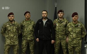 Budanov awarded paratroopers with weapons