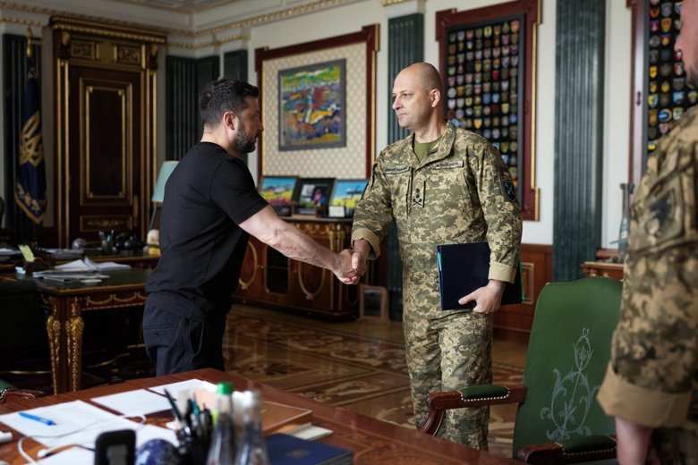 Zelenskyy and the military