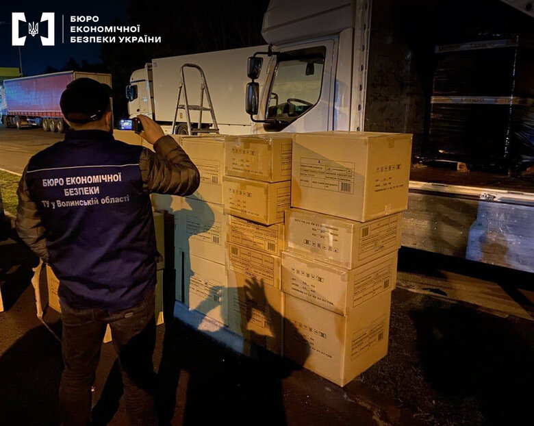 На Волині псевдоволонтери завезли вінілові програвачі замість допомоги ЗСУ, - БЕБ 02