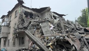 12 загиблих, доля ще 12 людей невідома. Так РФ подякувала за дозвіл на експорт дизелю, - Зеленський про удар по Запоріжжю. ФОТОрепортаж
