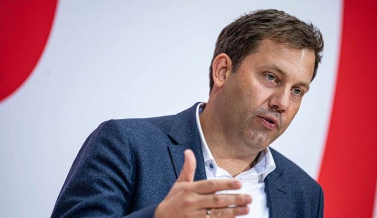 Germany increases military aid to Ukraine to €9 billion - Minister Klingbeil