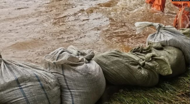 В окупованому Криму знову підтопило Керч 01