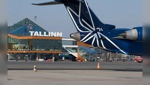 Эстония запретила авиасообщение с Украиной