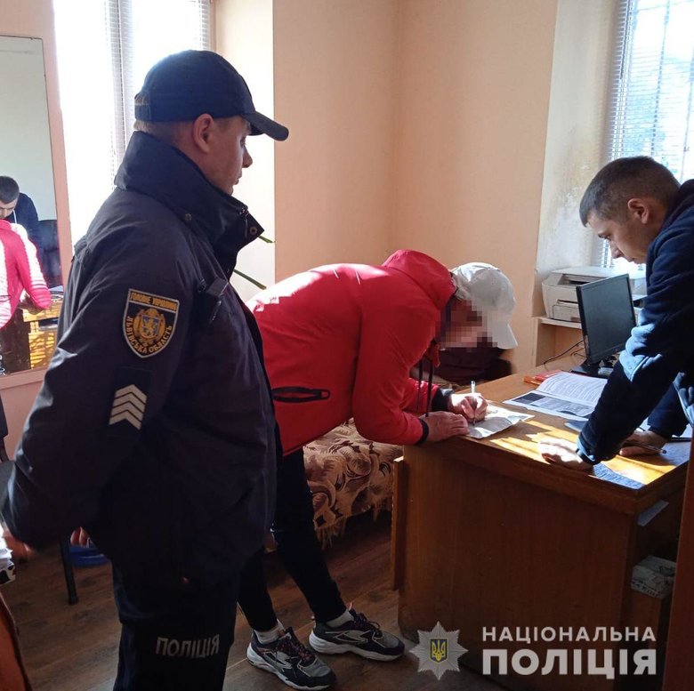 Задержан лжеминер ж/д вокзала во Львове, - Нацполиция 01