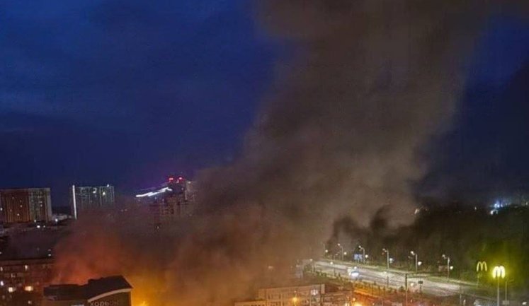 Массированная атака РФ на Киев: ракеты и дроны ударили по столице, погиб человек, 31 пострадавший (обновлено)