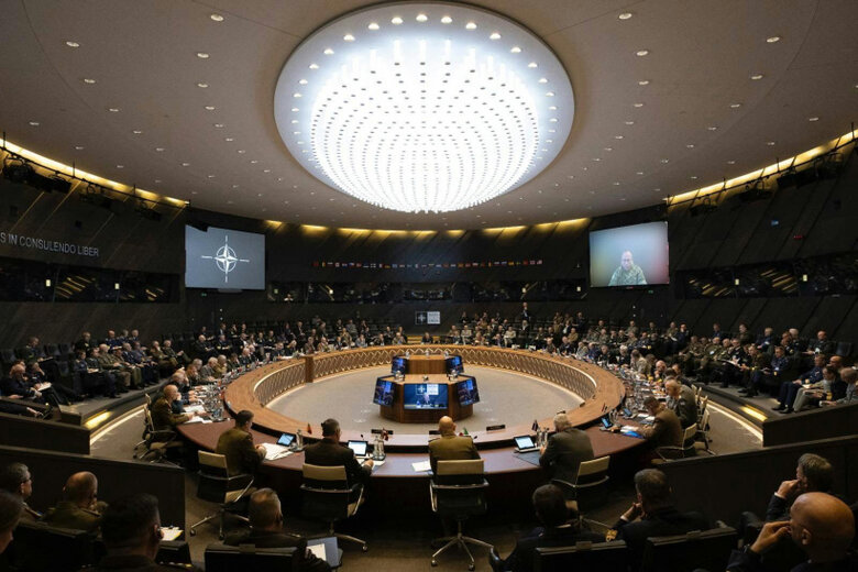 Syrskyi announces Ukraine's 2025 action strategy to NATO