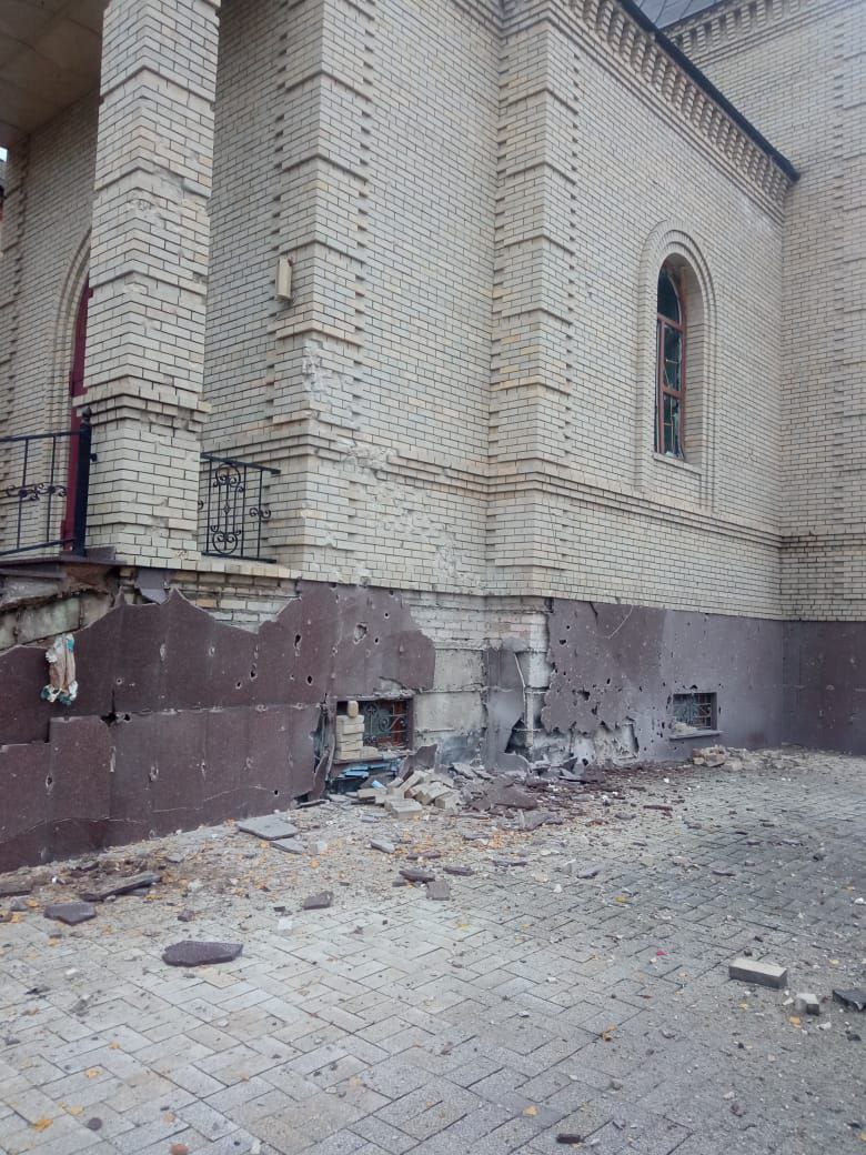 Ночью россияне обстреляли Торецк: повреждены больница, жилые дома и гаражи, - ОВА 05 Ночью россияне обстреляли Торецк: повреждены больница, жилые дома и гаражи, - ОВА 05