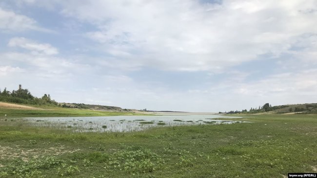 В июле сильно обмелело Белогорское водохранилище в оккупированном Крыму 01