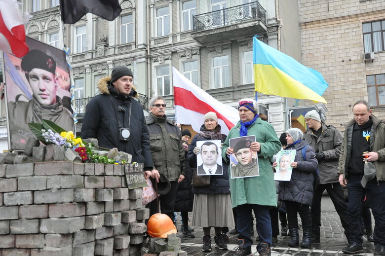 Пам’ять перших загиблих Героїв Небесної Сотні вшанували у Києві 56 Пам’ять перших загиблих Героїв Небесної Сотні вшанували у Києві 56