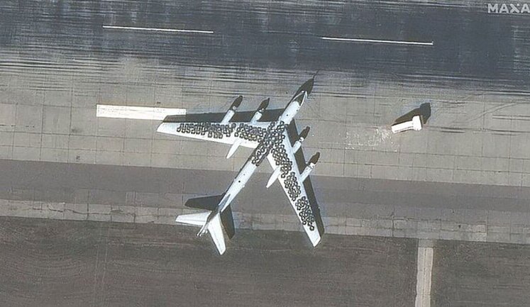 Russia expanding Engels-2 air base used for massive strikes on Ukraine. SATELLITE IMAGE