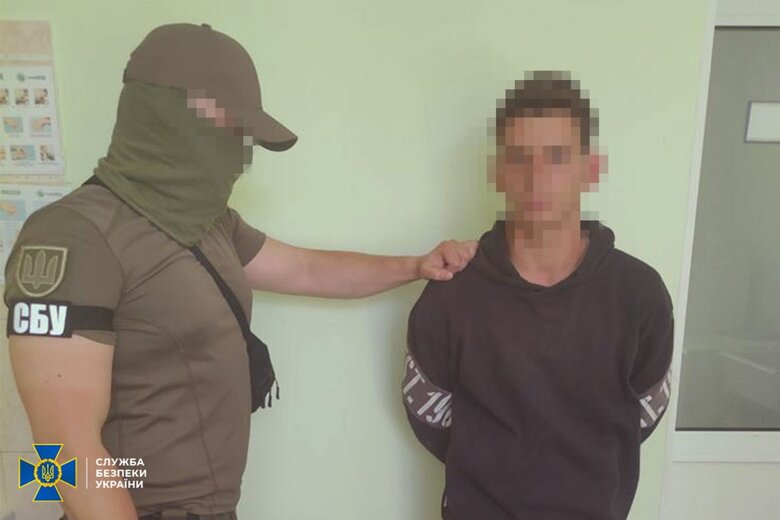 Затримано ще трьох військкоматівців та посадовця ВЛК, які за хабарі списували ухилянтів, - СБУ 03