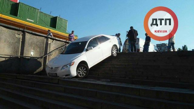 дтп автомобиль переход