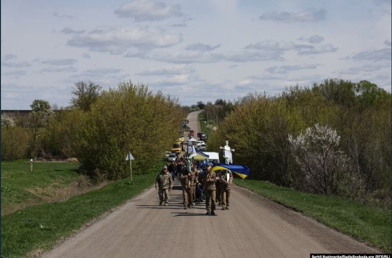 На Кіровоградщині попрощалися з двома братами-захисниками
