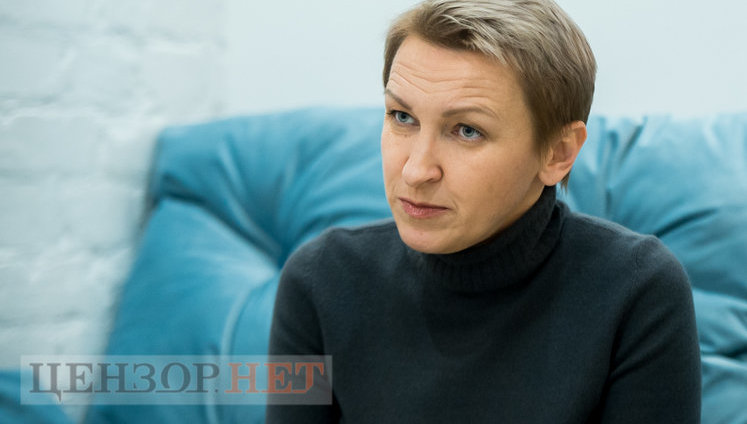 Реформу старшої школи треба відкласти, бо нині просто закривають десяті класи, - співголова "Батьки SOS" Олена Бондаренко