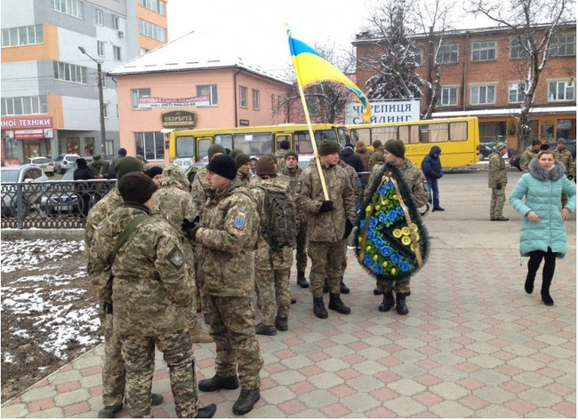 З начальником розвідки 8-го окремого гірсько-штурмового батальйону 10-ї ОГШБр майором Кузнєцовим попрощалися в Івано-Франківську 13