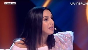 "Ви маєте говорити, що Крим окуповано, що у нас триває війна", - Джамала зі сльозами на очах звернулася до дуету ANNA MARIA. ВIДЕО