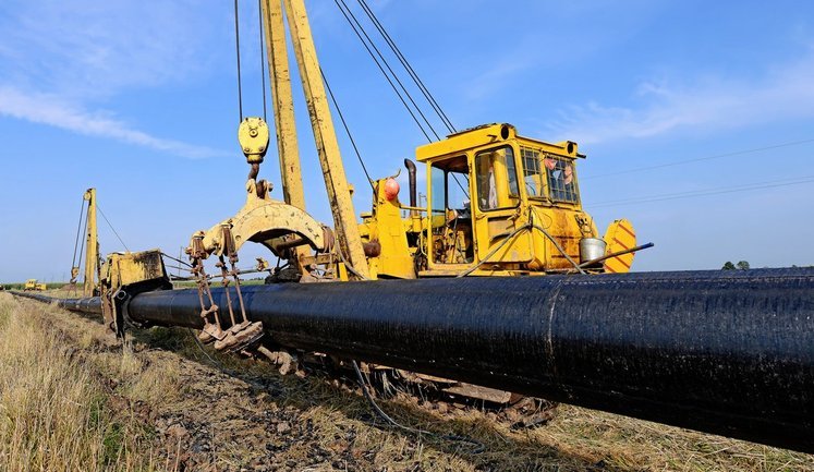 ОАЕ подвоять експорт нафти в обхід Ормузької протоки: новий трубопровід планують запустити у 2027 році