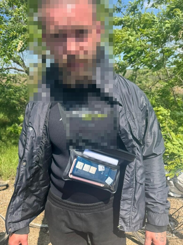 Двоє вінничан у гідрокостюмах намагалися переплисти Дністер до Молдови