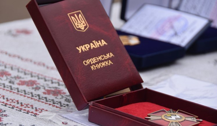 Zelenskyy awards another 626 Ukrainian defenders, 293 posthumously