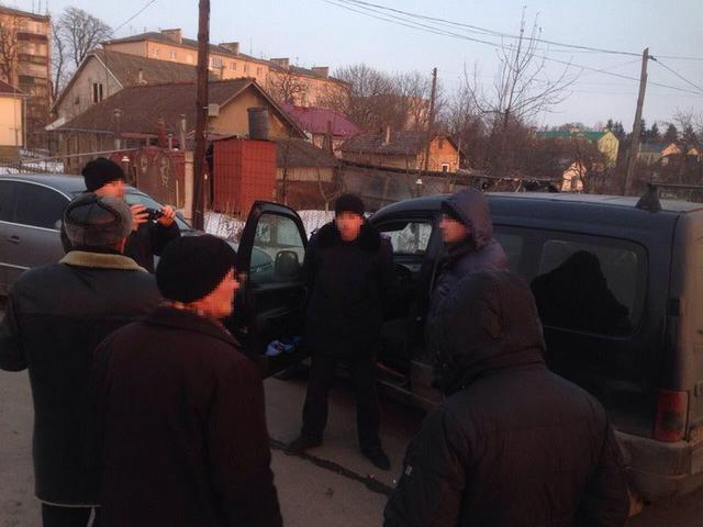 взятка тернопольщина полиция
