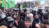 "Собака ты! Война с Россией, а не гражданская! От п#дарас!", - на пророссийском митинге в Харькове избили соратника Медведчука. ВИДЕО