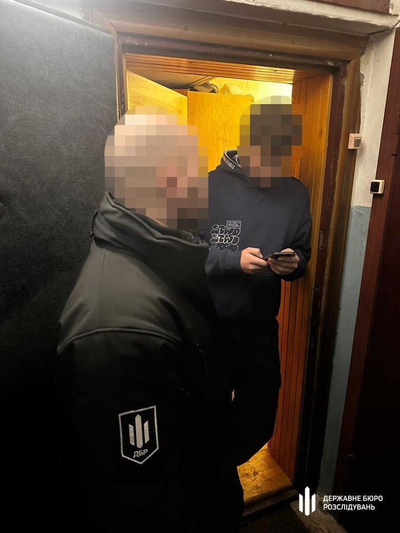 Незаконні виплати у в/ч з Київщини