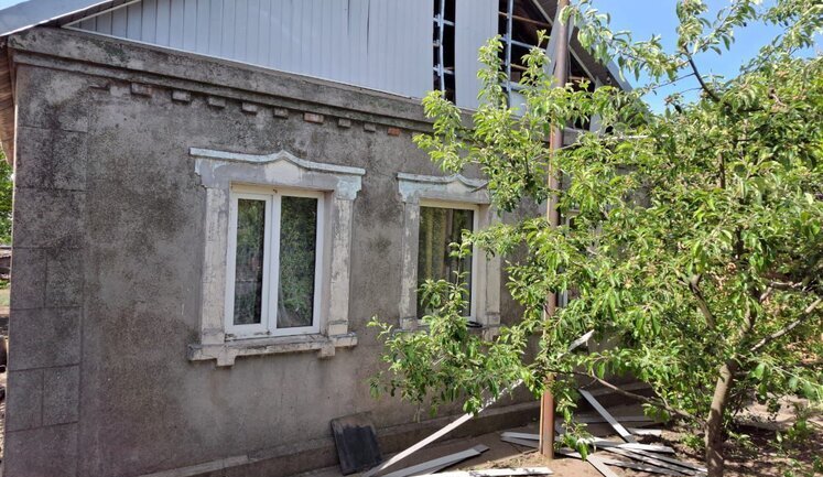 Throughout day, Russians shelled Nikopol district with artillery and drones; damage reported. PHOTO