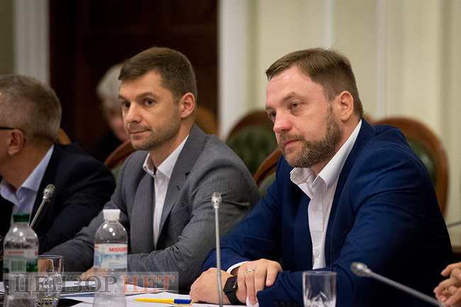 В Раде проходит первое заседание подготовительной депутатской группы 11