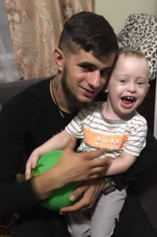 Діма, яка війна?! Тобі вісімнадцять! - Я піду! Я мушу там бути. Розмова із сім’єю Да Вінчі 24