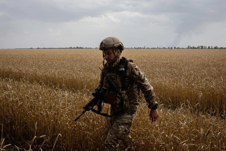 Роман Лозинський: Працюємо з безпілотними літальними апаратами різного типу й формату, зокрема і з моделями, які українці виготовляють. Вони дуже грамотно і якісно зроблені 08 Роман Лозинський: Працюємо з безпілотними літальними апаратами різного типу й формату, зокрема і з моделями, які українці виготовляють. Вони дуже грамотно і якісно зроблені 08