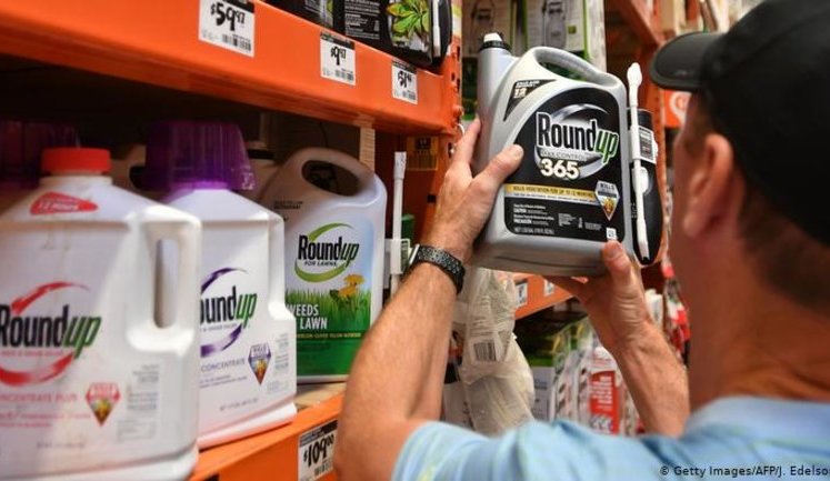Суд обязал производителя гербицидов Monsanto выплатить $80 миллионов онкобольному