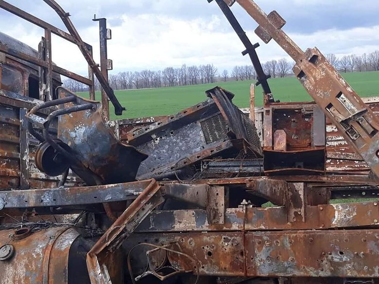 Залишки колони 90-ї танкової дивізії окупантів, яку ЗСУ знищили на Чернігівщині 04