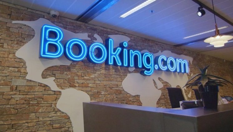 Сервіс бронювання житла Booking призупинив роботу у Херсонській та Запорізькій областях