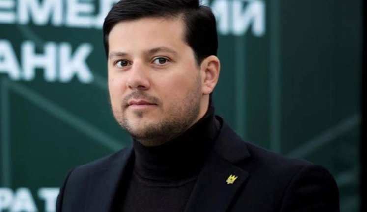 "Росіяни намагаються вибити Україну з міжнародних ринків": Заступник голови ВАР Денис Марчук про атаки РФ на порти та експорт агропродукції