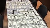 Организатор конвертцентра задержан во Львове при попытке дачи 10 тыс. долларов взятки сотруднику СБУ, - прокуратура. ФОТО
