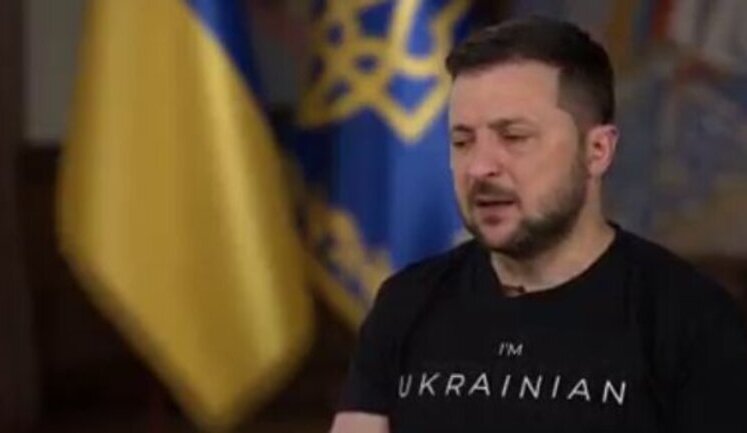 Зеленський про стан здоров'я Путіна: "Він дійсно хворий на зайві амбіції, неповагу до міжнародного права, до життя людей. Все інше - мені не цікаво. ВIДЕО