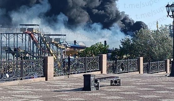 У Єйську під атакою дронів опинився морський порт. ВІДЕО+ФОТО