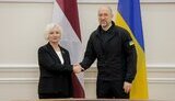 Шмигаль обговорив з Латвією підтримку ОПК та навчання військових