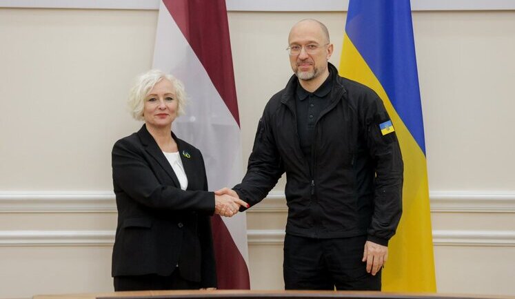 Шмыгаль обсудил со спикером Латвии Миериней обучение украинских военных и поддержку ОПК. ФОТОРЕПОРТАЖ