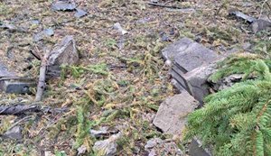 Ворог атакував цвинтар у Рівному: пошкоджено понад 10 могил Героїв. ФОТОрепортаж