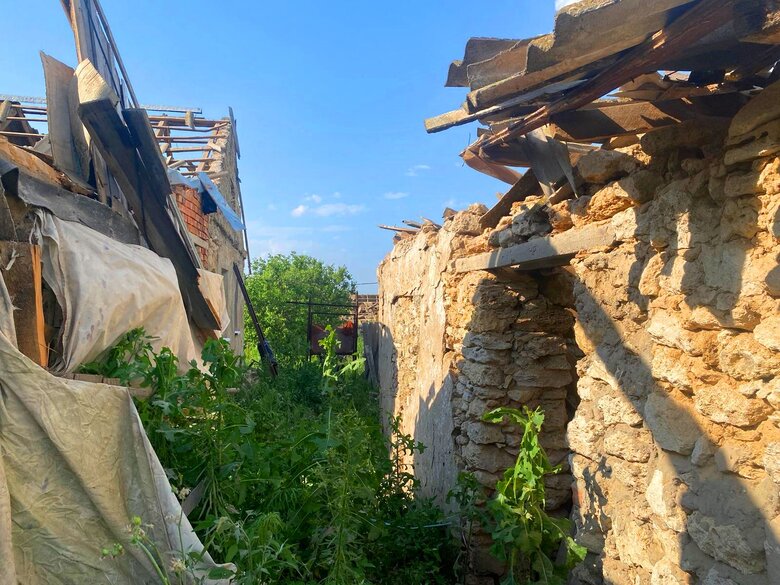 Наслідки ворожих обстрілів Херсонщини 04