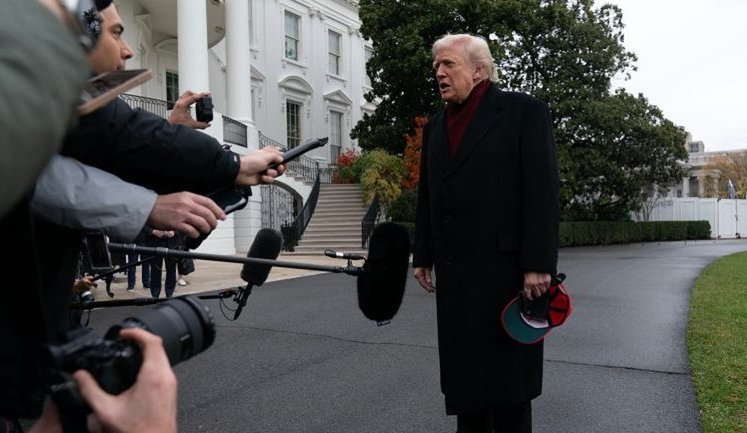 Білий дім запустив сайт зі списком медіа, які нібито поширюють "фейкові новини"