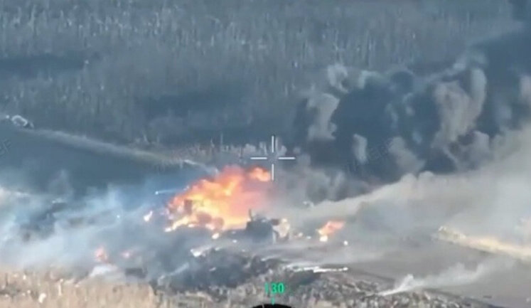 Ukrainian drones catch up with and destroy occupiers riding ATVs. VIDEO