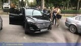 Двое следователей полиции Чернигова задержаны на взятке 600 долл. за снятие ареста с имущества, - СБУ. ФОТО