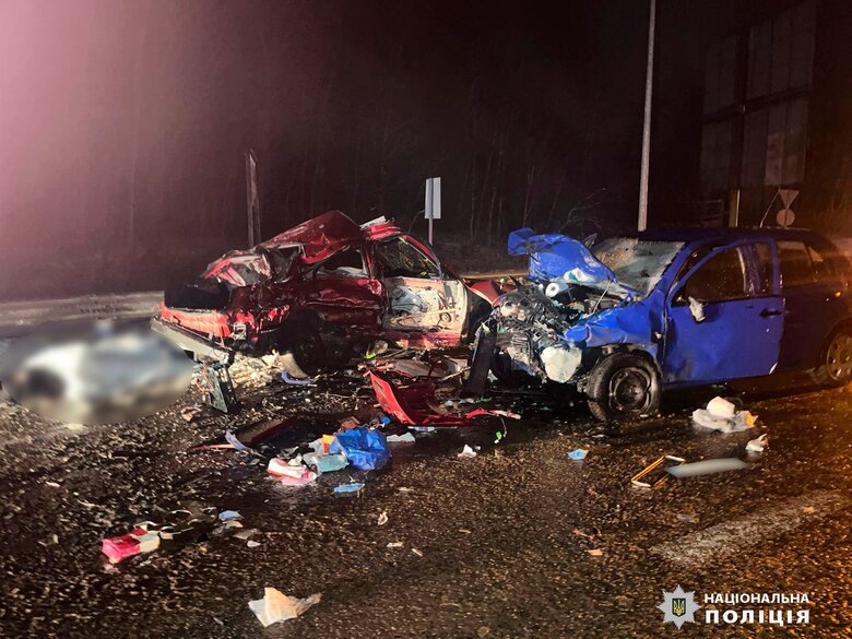 У ДТП під Харковом загинули волонтер і його вагітна дружина, ще двоє людей травмовані 03