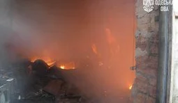 Кіпер повідомив про пошкодження складів із гуманітарною допомогою на Одещині: постраждали двоє людей. ФОТОрепортаж