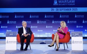 Чи розбудив російський ведмідь Європу: невиправданий оптимізм і холодний душ на безпековому форумі в Варшаві