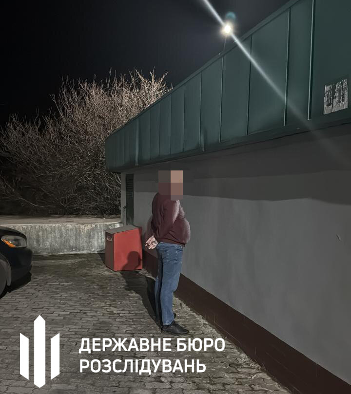 переправщик уклонистов с таможни